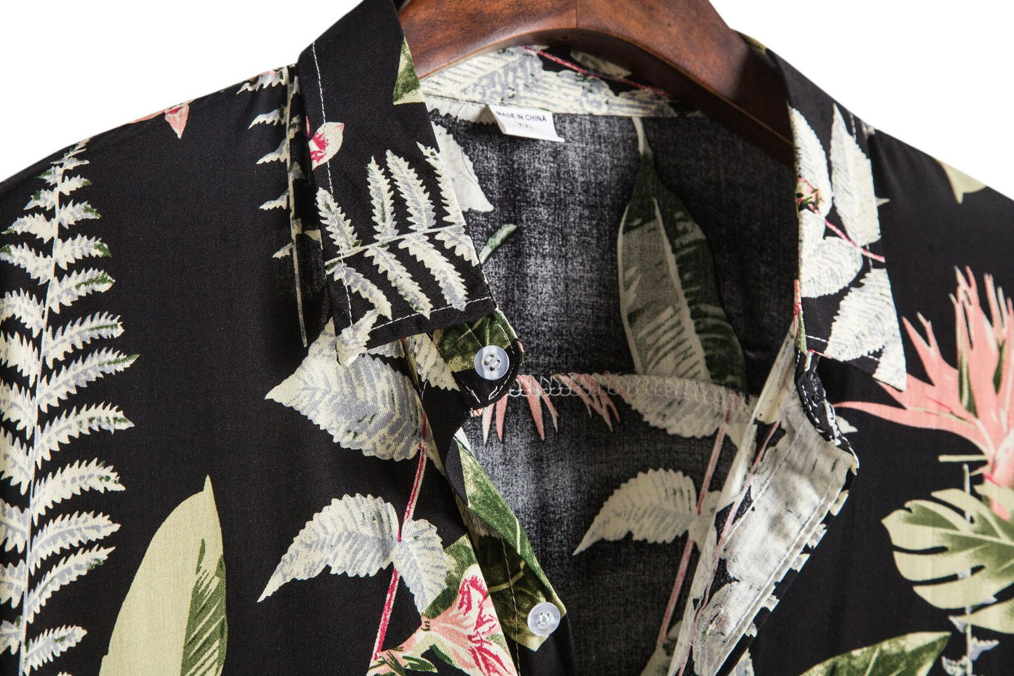 Men Short Sleeves Lapel Hawaii Style Shirt