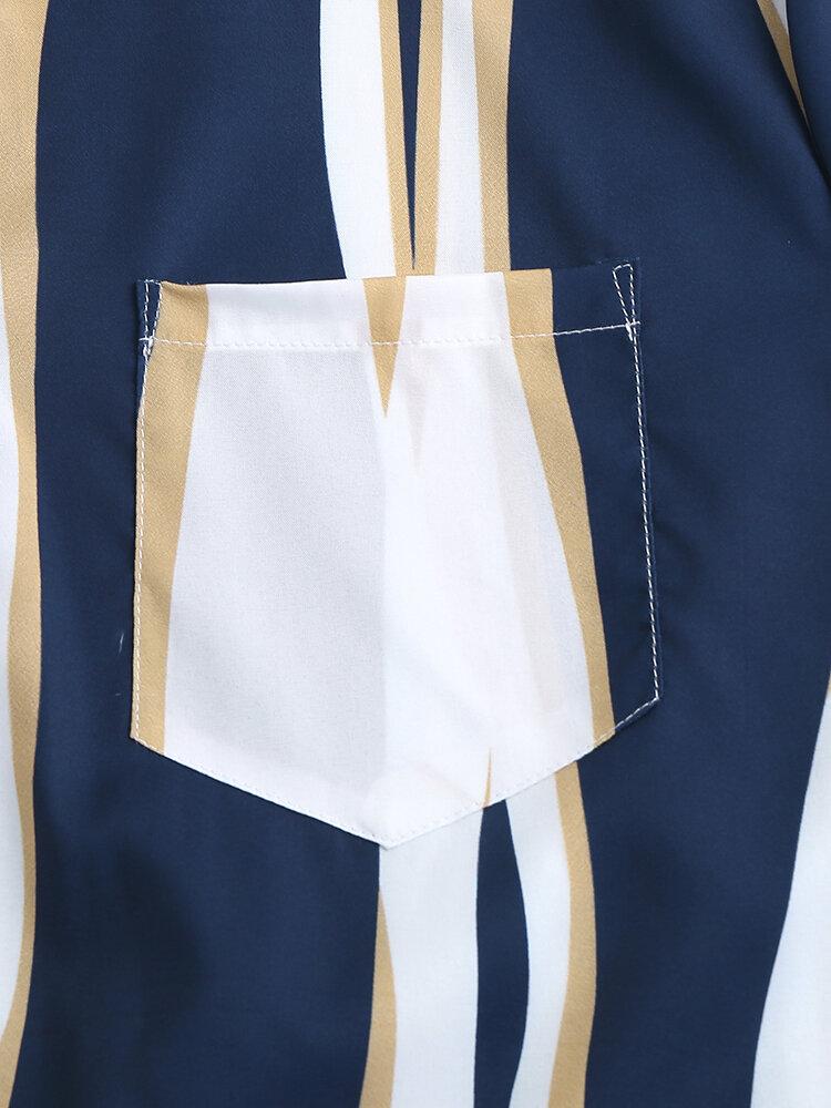 Men Short Sleeves Lapel Striped Pocket Shirt